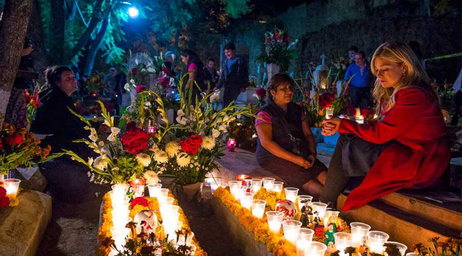 day of the dead celebration in oaxaca mexico